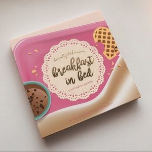 BEAUTY BAKERIE Breakfast in Bed Eyeshadow Palette